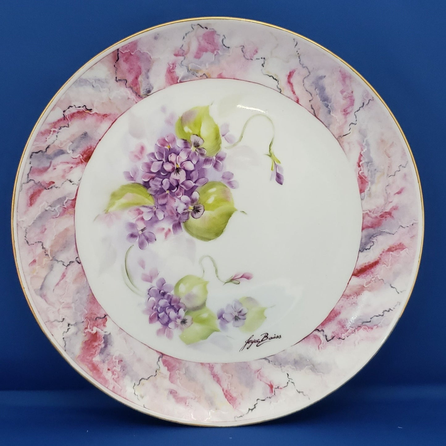 Plate with Violet Flowers 10 in. round