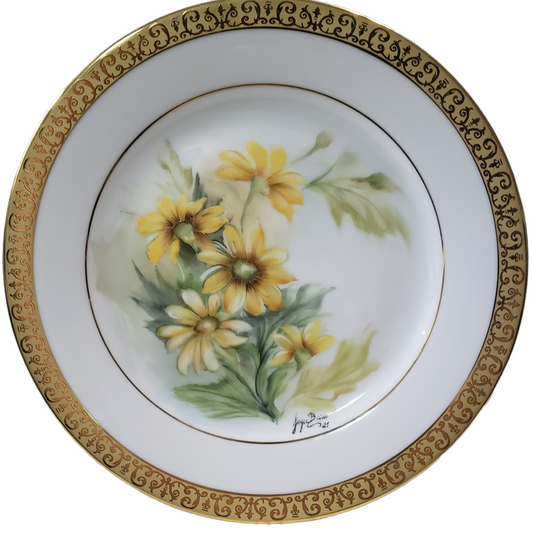 Plate with Daisies and Gold rim